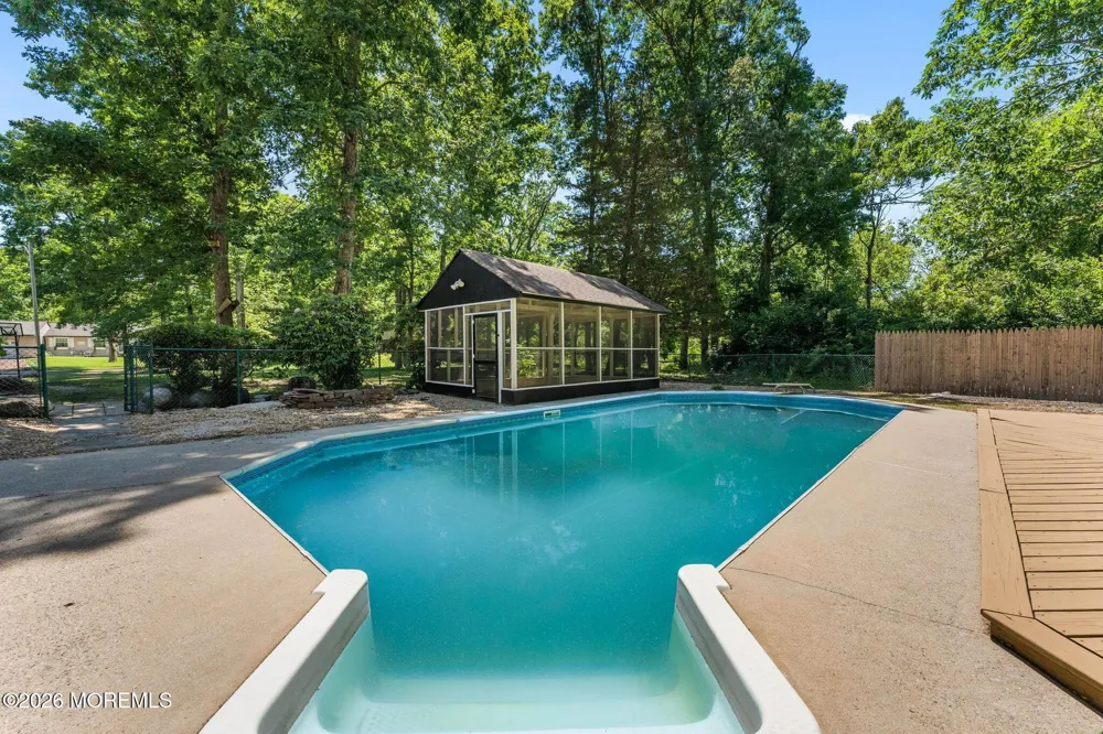 4 Cranberry Court Hammonton, NJ 08037