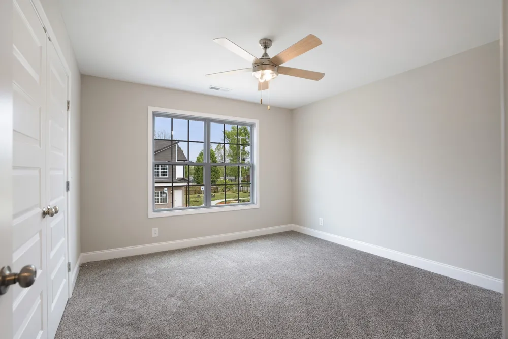 156 Excell Rd #19 Clarksville, TN 37043