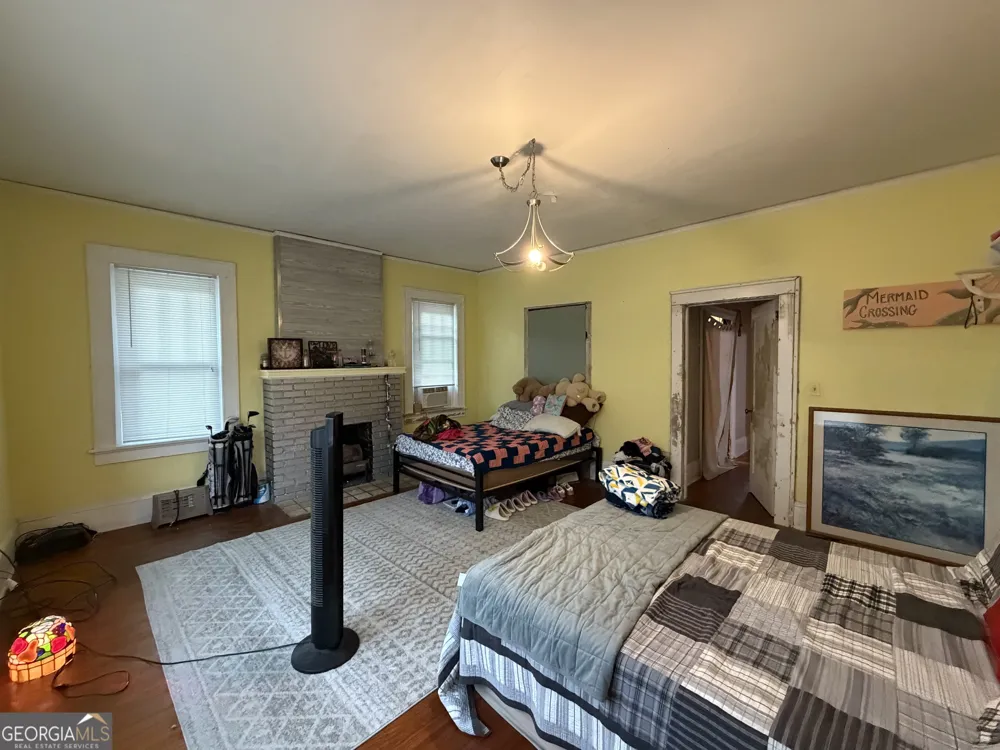12561 Us Highway 17 Woodbine, GA 31569
