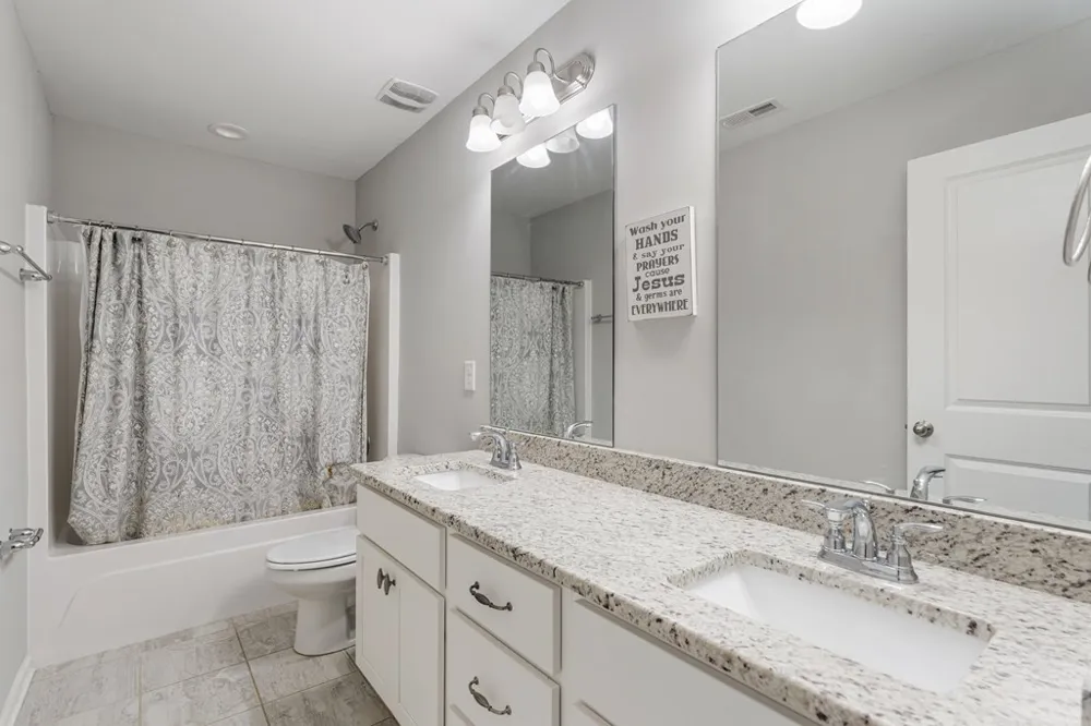 173 Maple Creek Court Cataula, GA 31804