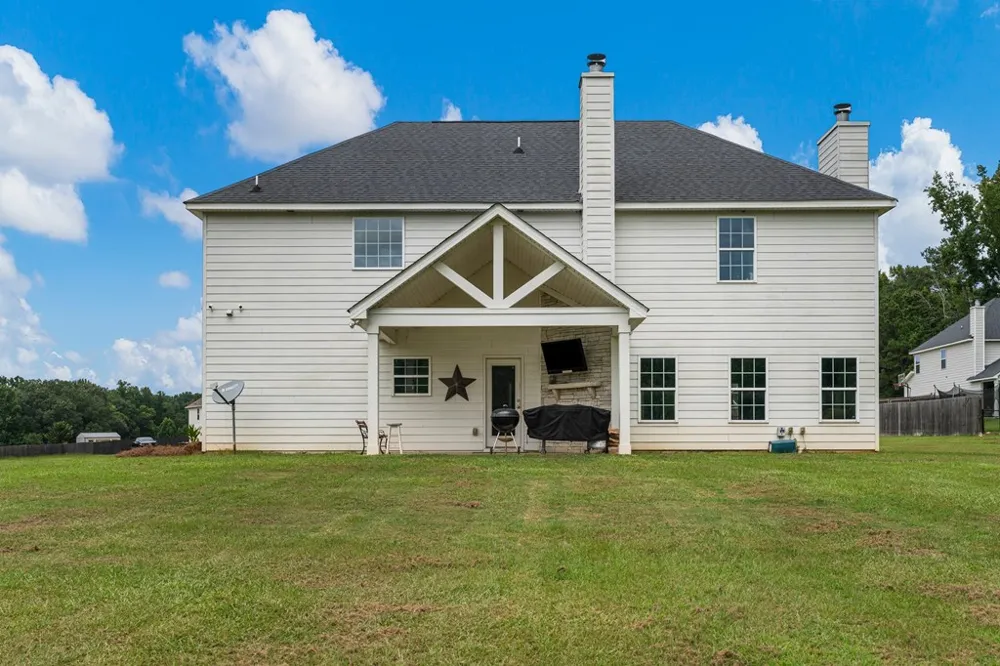 173 Maple Creek Court Cataula, GA 31804