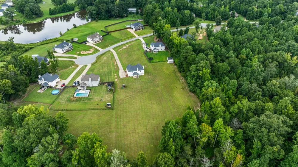 173 Maple Creek Court Cataula, GA 31804