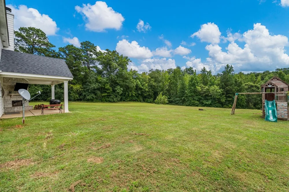 173 Maple Creek Court Cataula, GA 31804