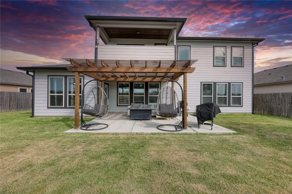 1915 Chesapeake Bay Drive Portland, TX 78374