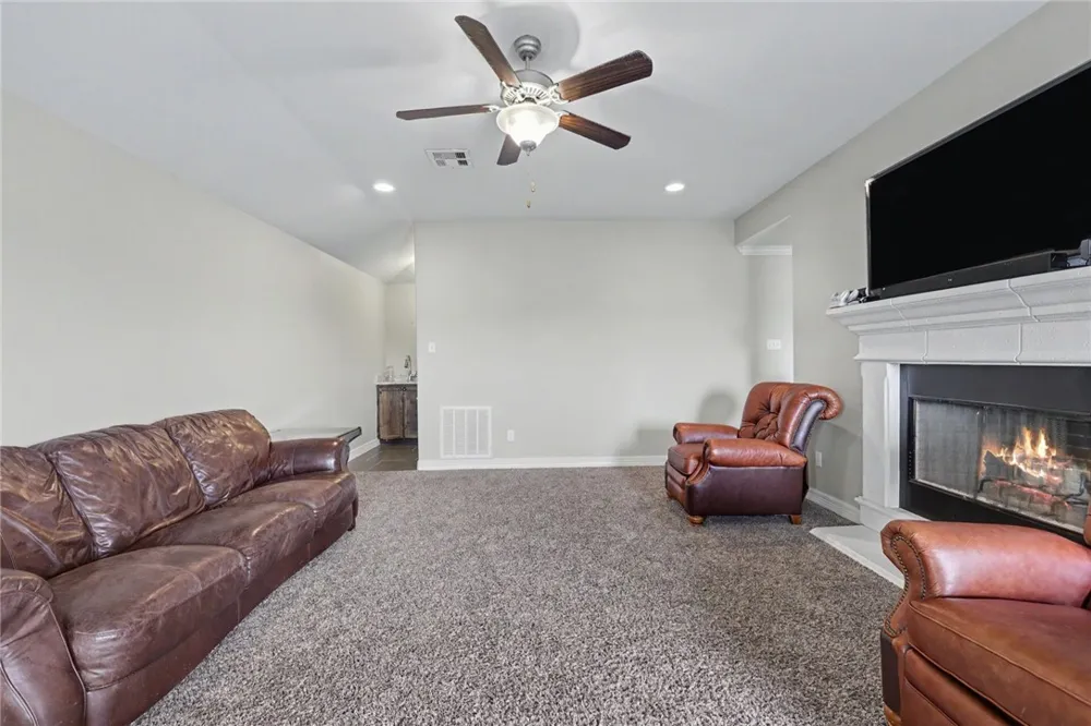 1915 Chesapeake Bay Drive Portland, TX 78374