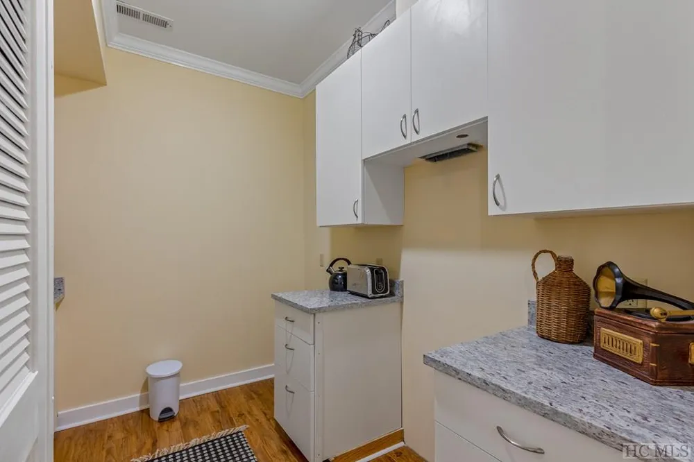 84 Clubhouse Trail #101 Highlands, NC 28741