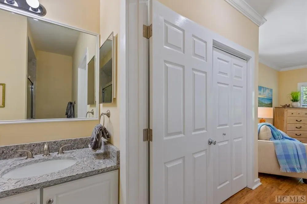 84 Clubhouse Trail #101 Highlands, NC 28741
