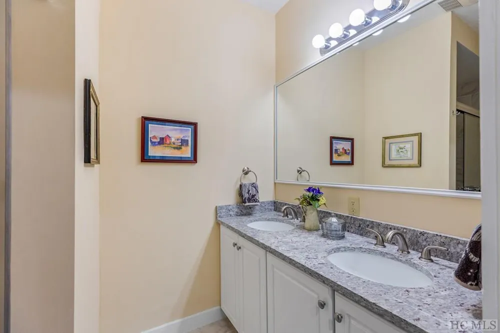 84 Clubhouse Trail #101 Highlands, NC 28741