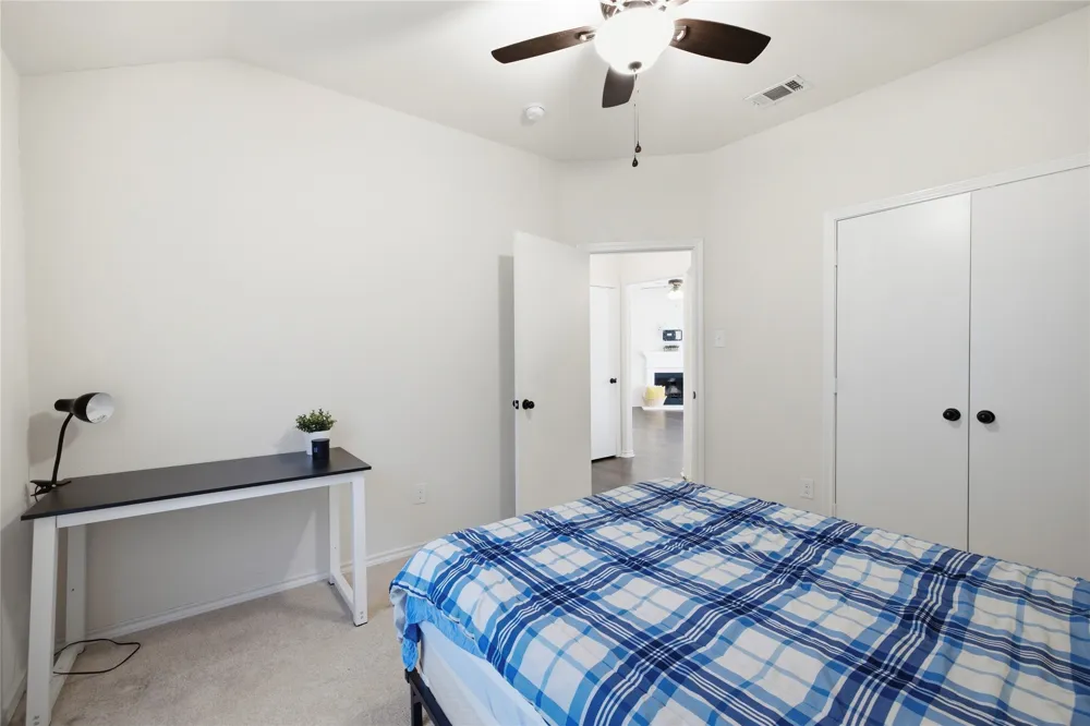 1003 Lakeshore Boulevard Oak Point, TX 75068