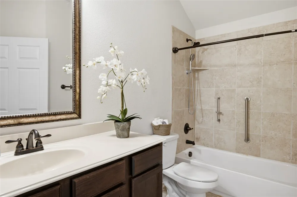 1003 Lakeshore Boulevard Oak Point, TX 75068