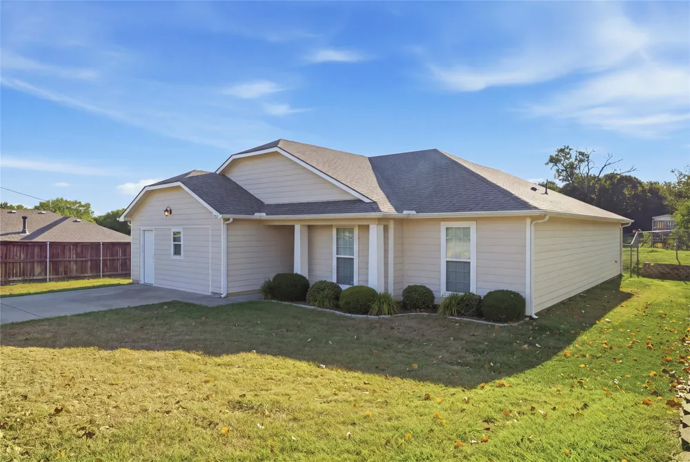 1003 Lakeshore Boulevard Oak Point, TX 75068