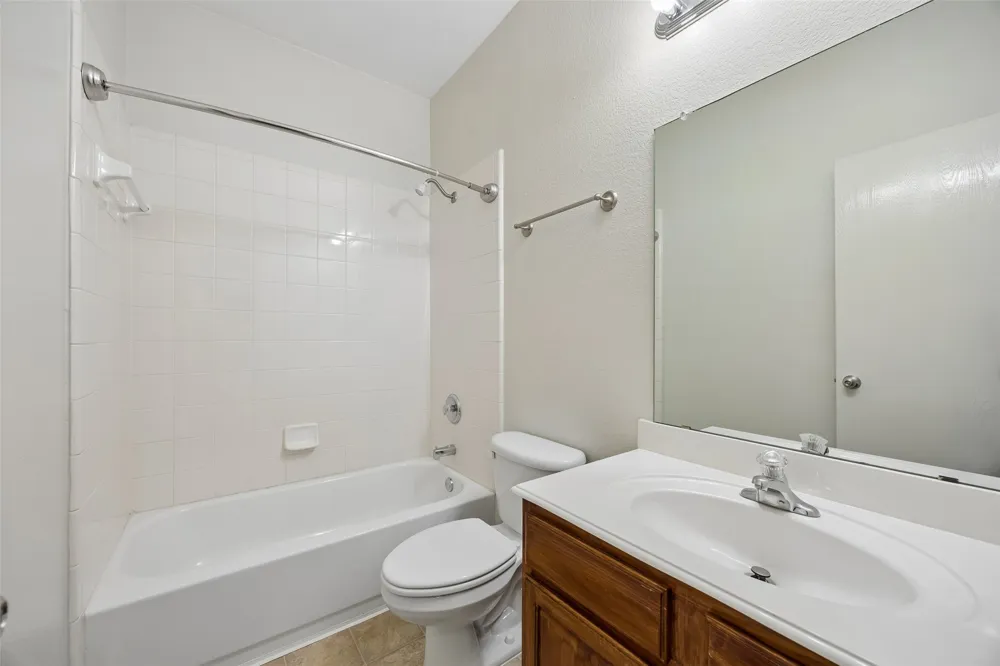 1317 Live Oak Lane Savannah, TX 76227