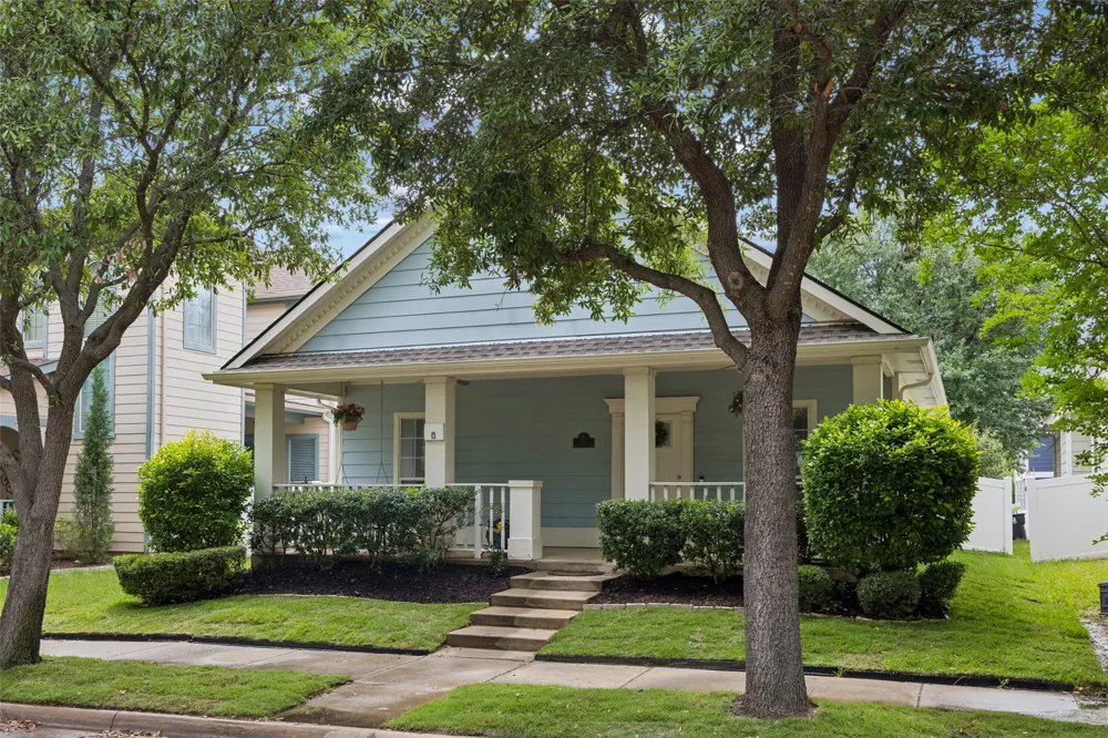 1317 Live Oak Lane Savannah, TX 76227