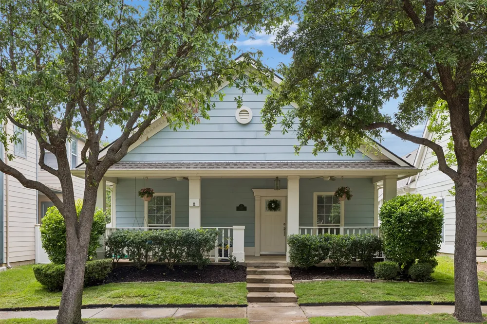 1317 Live Oak Lane Savannah, TX 76227