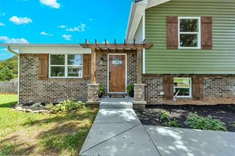 5088 Old Georgetown Trail NW