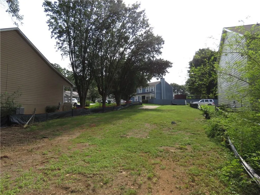 429 Orchard Drive Stone Mountain, GA 30083