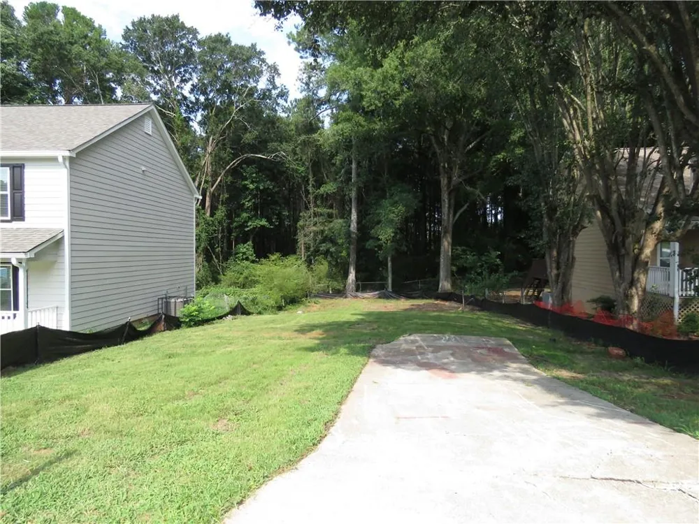 429 Orchard Drive Stone Mountain, GA 30083
