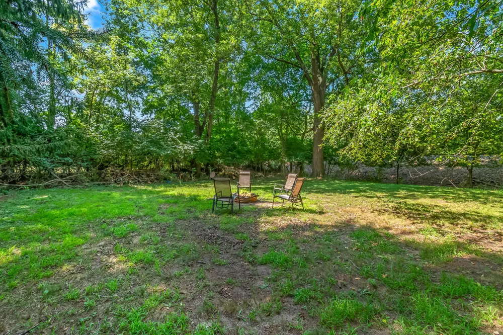 98 Westwood Street Hillsdale, MI 49242