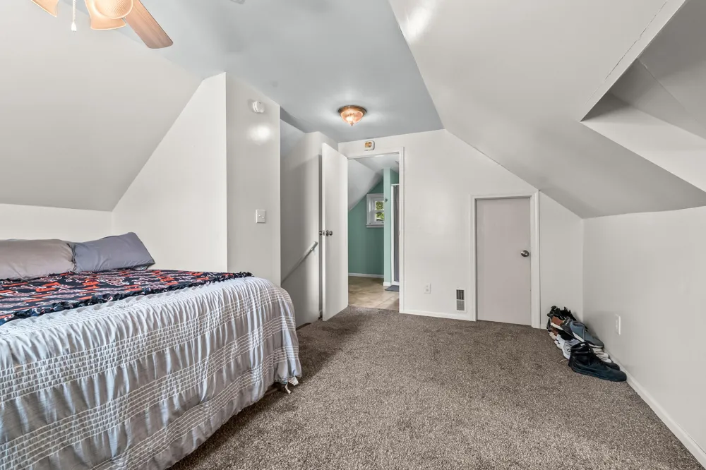 98 Westwood Street Hillsdale, MI 49242