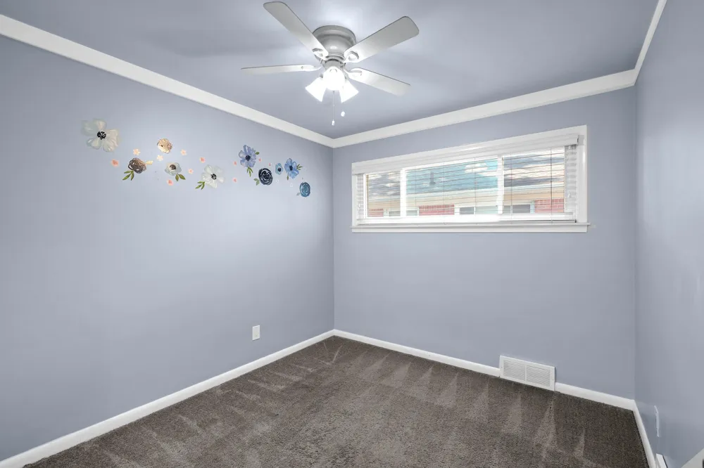 8299 Nightingale Street Dearborn Heights, MI 48127