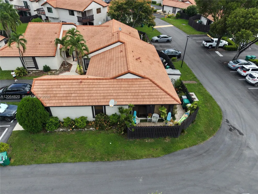 14945 SW 49th Ln #H-6 Miami, FL 33185