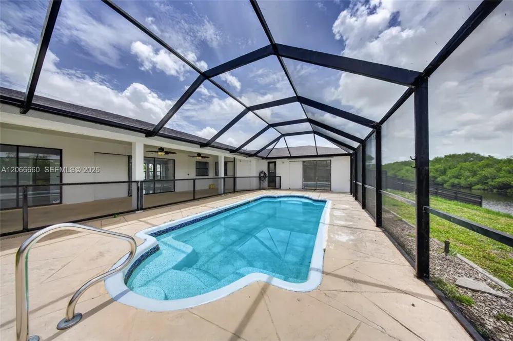 1417 Everest PKWY Cape Coral, FL 33904