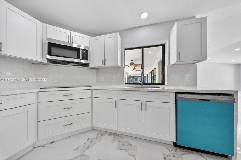 1417 Everest PKWY Cape Coral, FL 33904