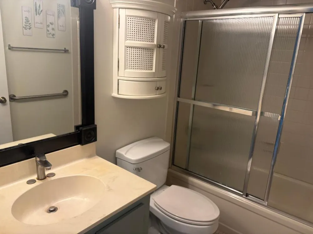 7300 Lake Cir Drive #202 Margate, FL 33063