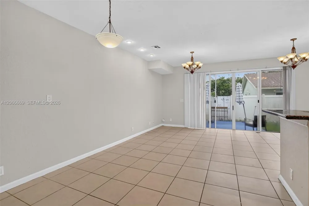 5337 SW 40th Ave #5337 Dania Beach, FL 33314