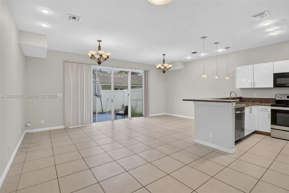 5337 SW 40th Ave #5337 Dania Beach, FL 33314