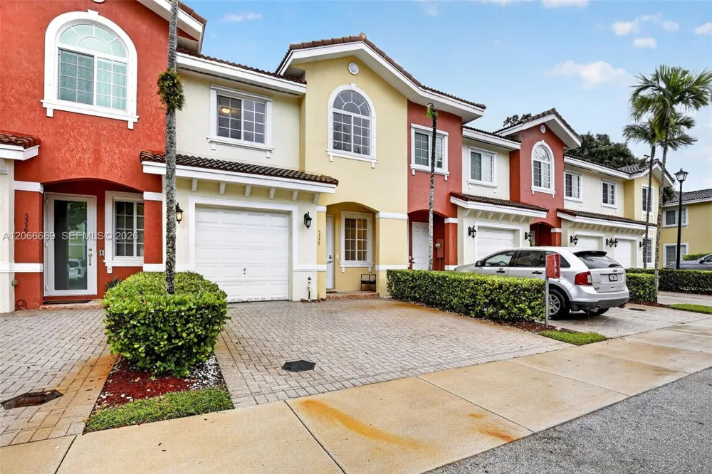 5337 SW 40th Ave #5337 Dania Beach, FL 33314