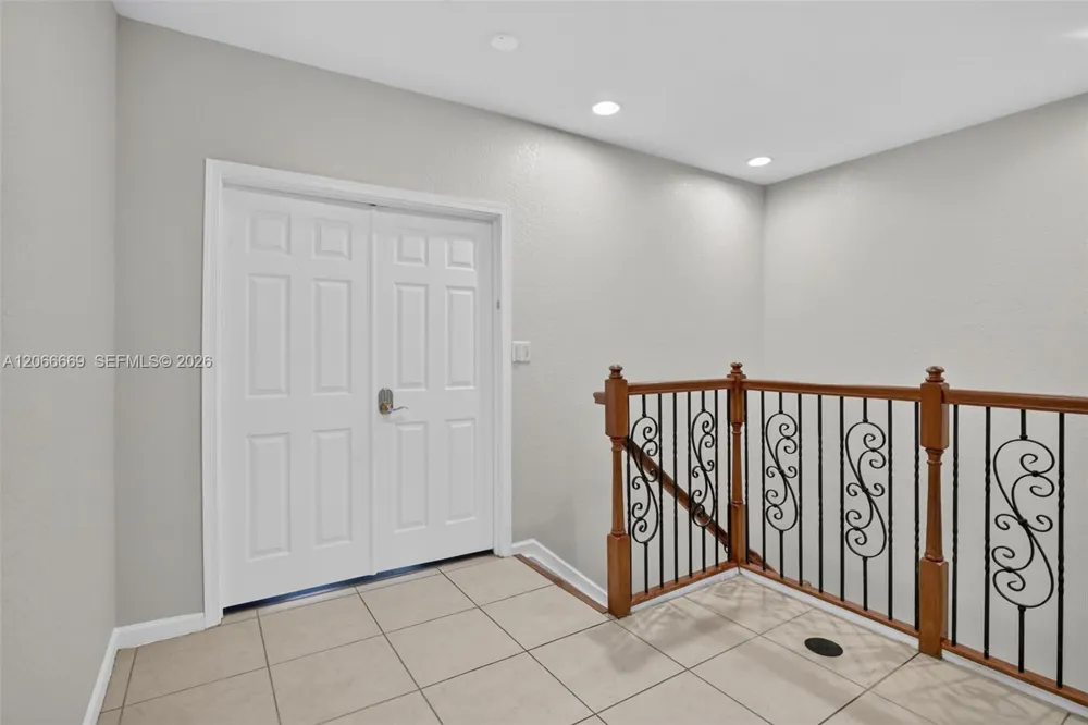 5337 SW 40th Ave #5337 Dania Beach, FL 33314