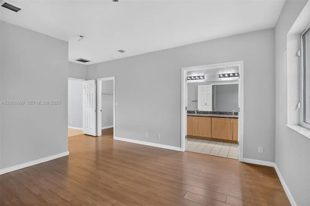 5337 SW 40th Ave #5337 Dania Beach, FL 33314