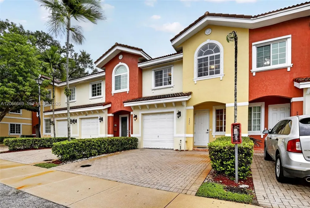 5337 SW 40th Ave #5337 Dania Beach, FL 33314