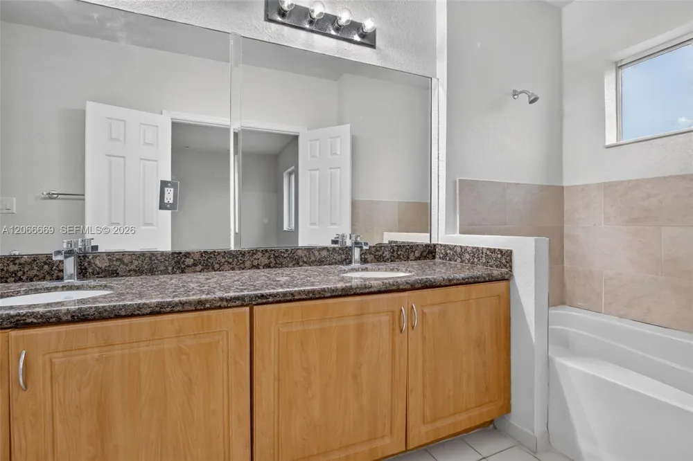 5337 SW 40th Ave #5337 Dania Beach, FL 33314