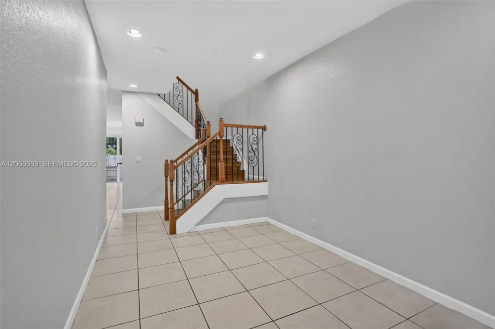 5337 SW 40th Ave #5337 Dania Beach, FL 33314