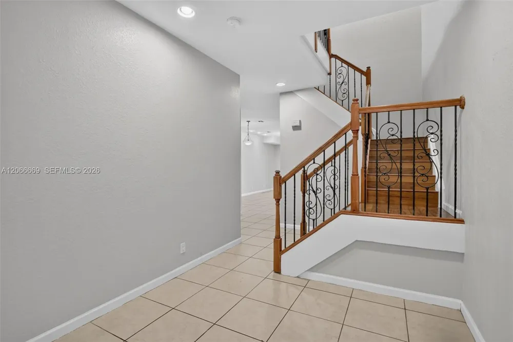 5337 SW 40th Ave #5337 Dania Beach, FL 33314