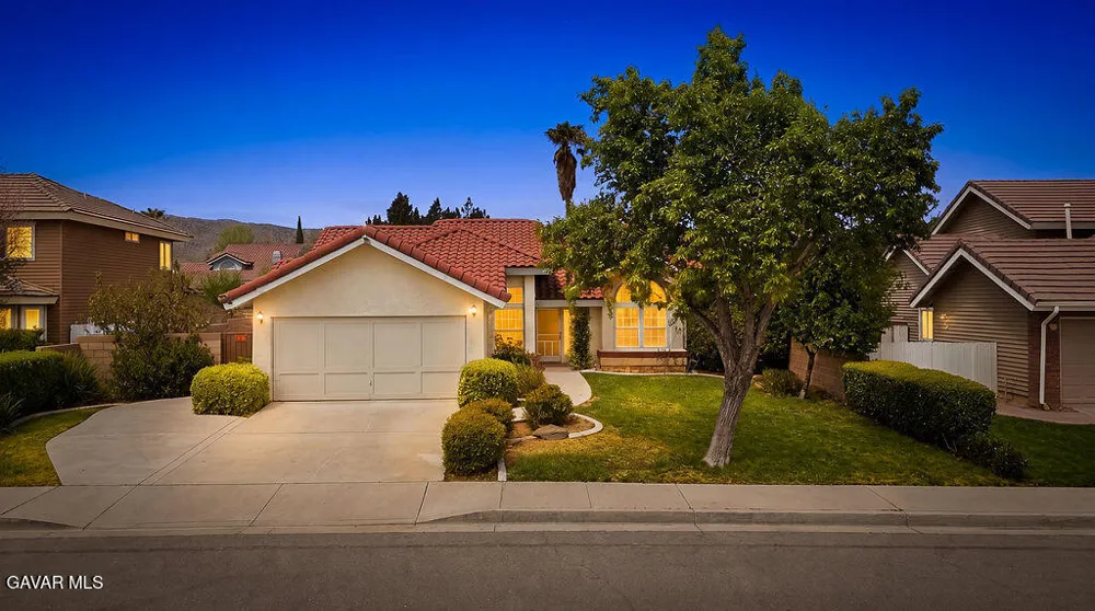 42515 Carriage Way Quartz Hill, CA 93536