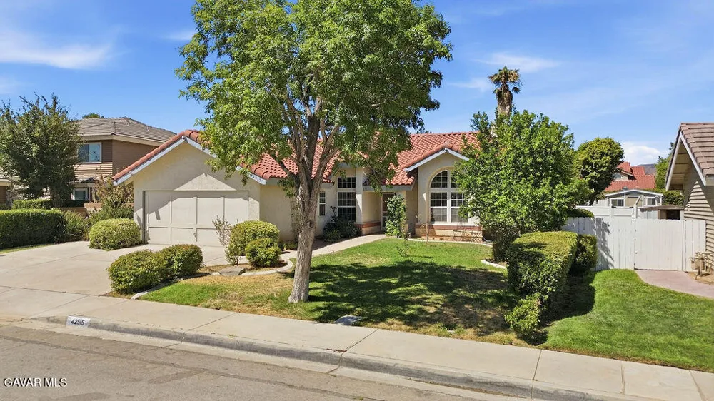 42515 Carriage Way Quartz Hill, CA 93536
