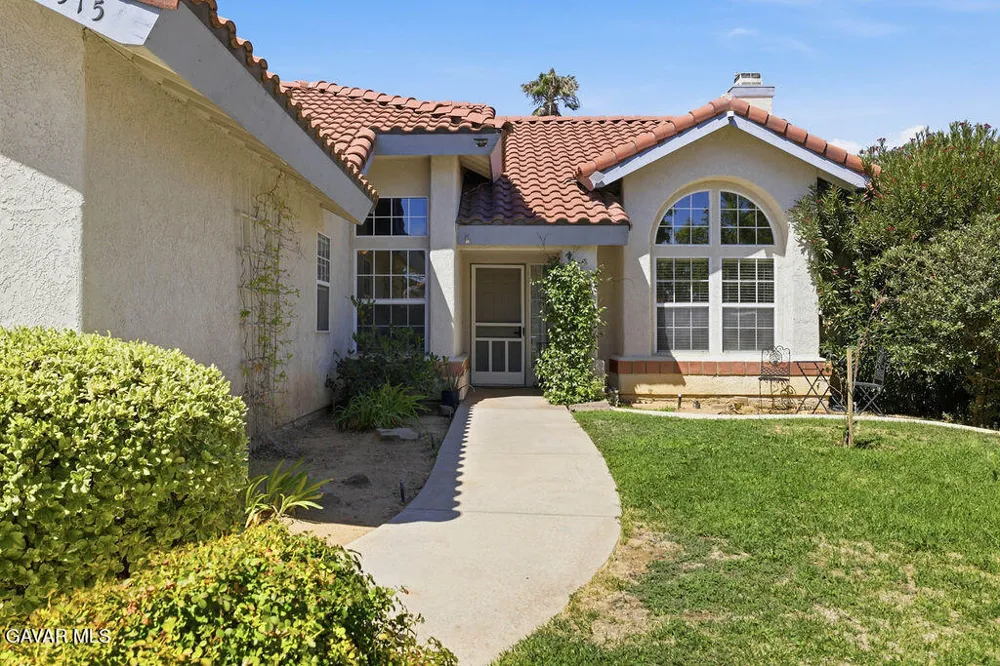42515 Carriage Way Quartz Hill, CA 93536