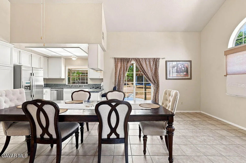 42515 Carriage Way Quartz Hill, CA 93536