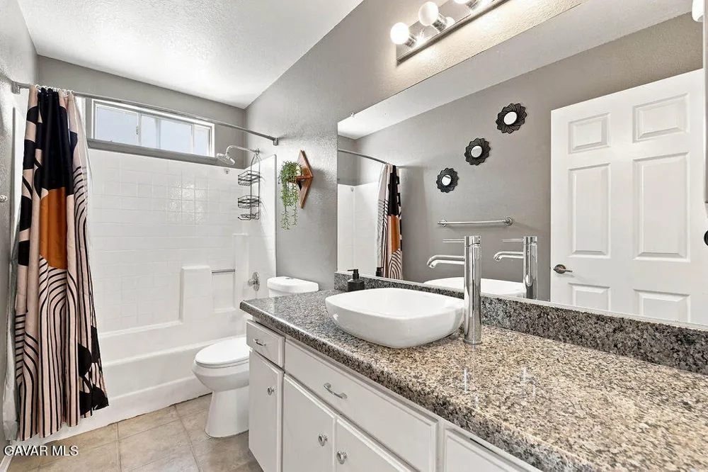 42515 Carriage Way Quartz Hill, CA 93536