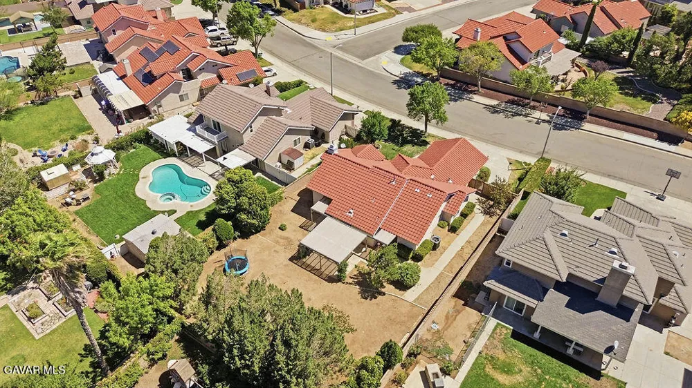 42515 Carriage Way Quartz Hill, CA 93536