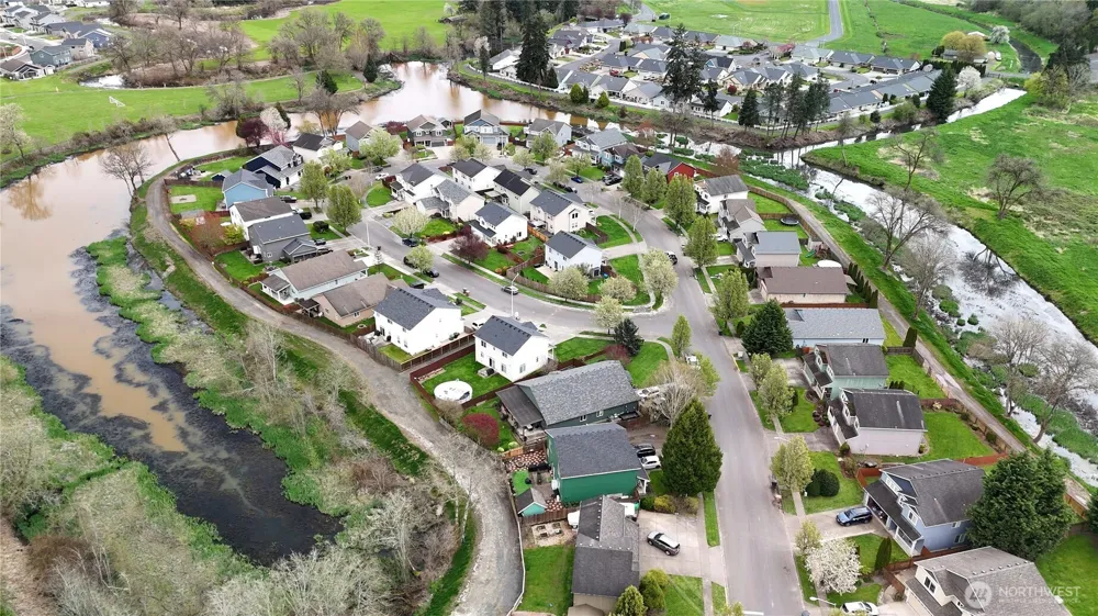 151 Barlow Point Road Longview, WA 98632