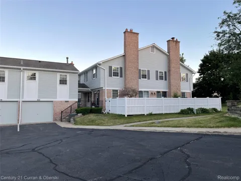 20905 E Glen Haven Circle