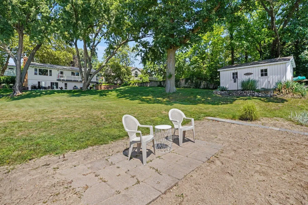 58875 Hill Paw Paw Township, MI 49064