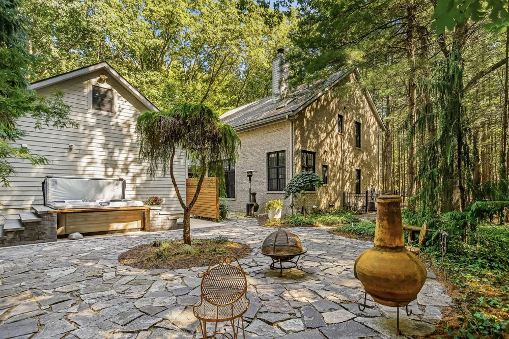 6195 Bayou Trail Saugatuck Township, MI 49453