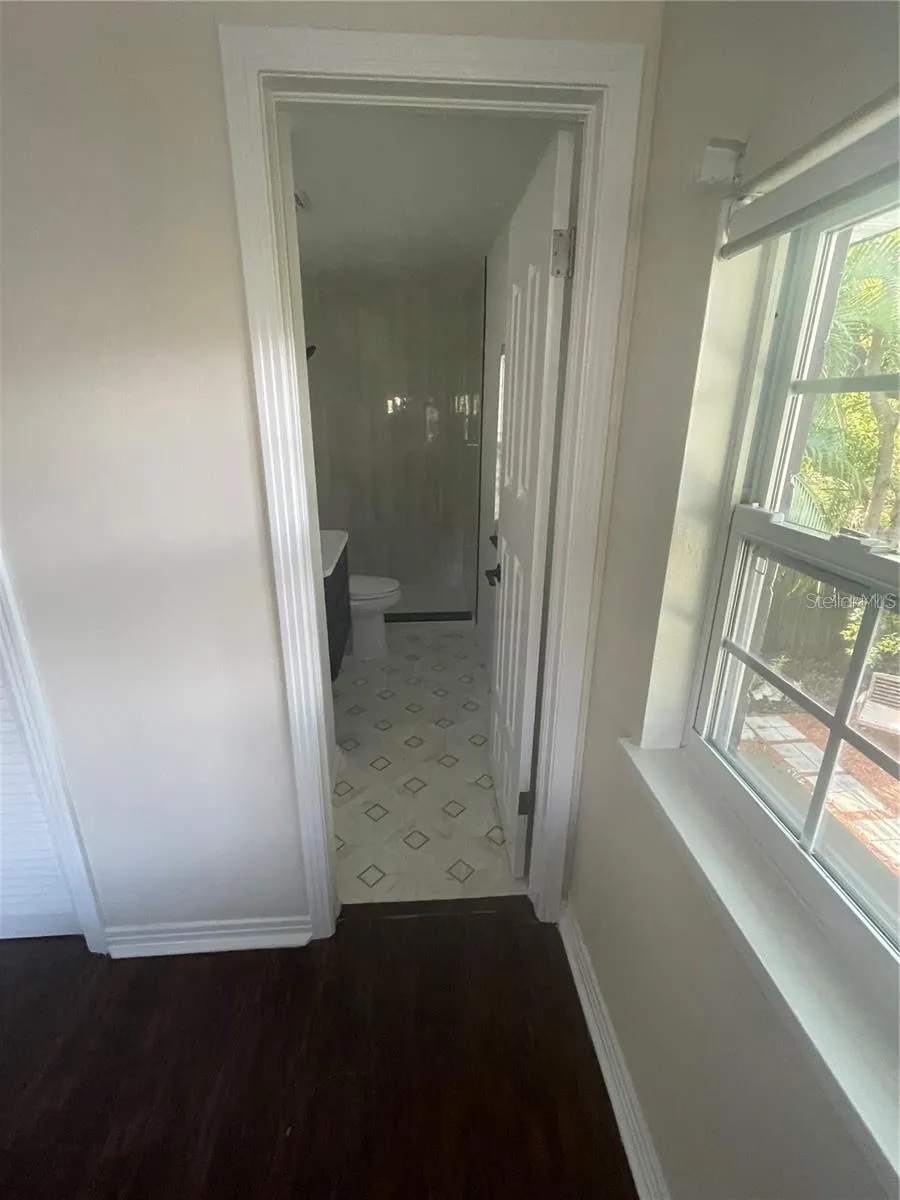 8424 STILLBROOK AVENUE Tampa, FL 33615