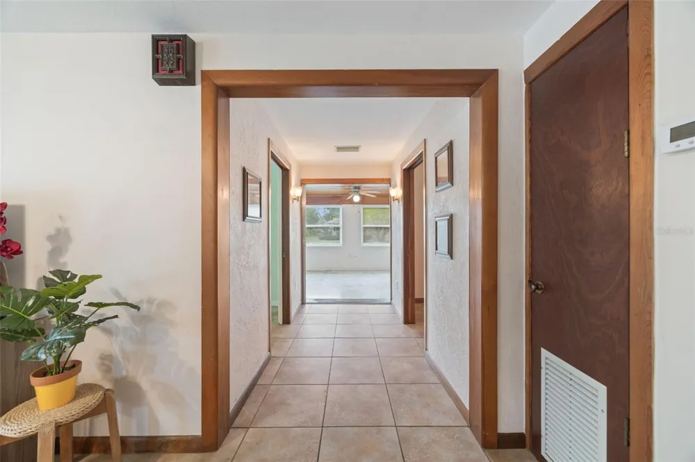 302 51ST STREET W Bradenton, FL 34209
