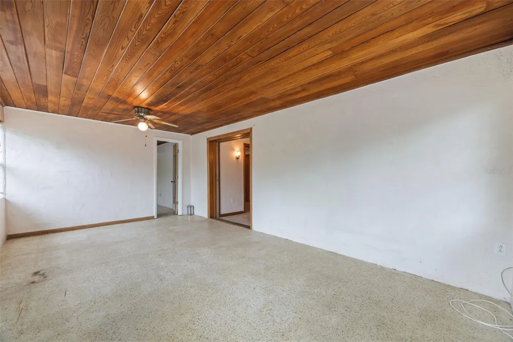 302 51ST STREET W Bradenton, FL 34209